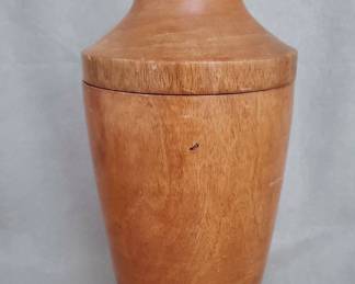 LM069 Wood Vase