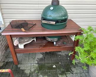Green egg grill  