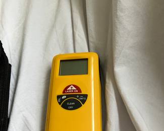 Laser distance meter 