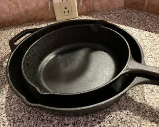 
Cast iron fry pan