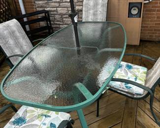 SEVEN PIECE PATIO SET