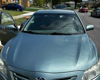 2009 TOYOTA CAMRY 94500 MILES