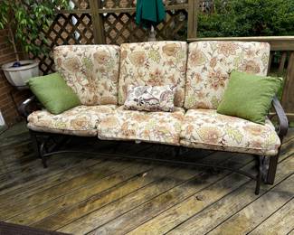 GREAT THREE SEAT GLIDER