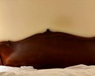 ANTIQUE FULL SIZE HEADBOARD AND BED FRAME