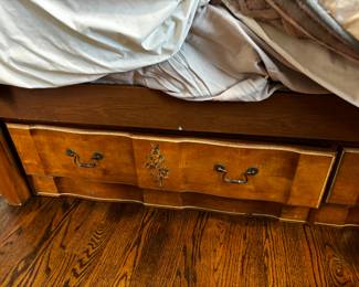 UNDER-BED STORAGE DRAWERS