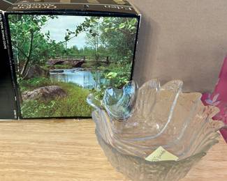 Smaller version of the previous bowl