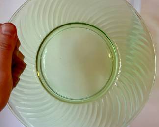 5x Possibly Anchor Hocking swirl pattern plates