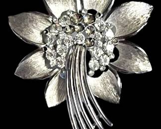 Vintage Trifari Rhinestone Brooch