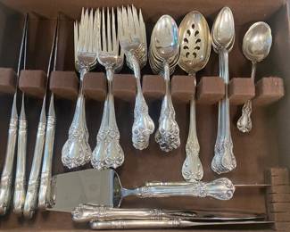 Beautiful Set- SILVER!!!