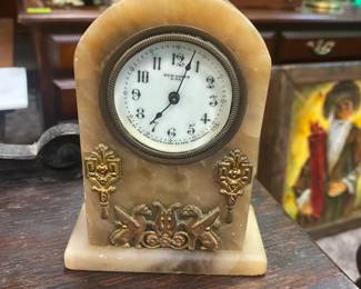 Interesting Small Desk or Shelf Clock