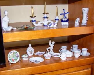 Assortment of porcelain displays