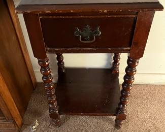 This will be in Estate Sale house #1 on County Road 1082 Vinemont.  There will be a sign in the yard.