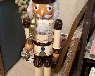 Beautiful Christmas/holiday decorations