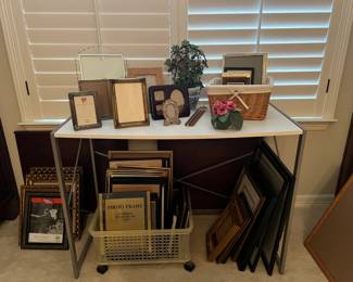 Assorted picture frames