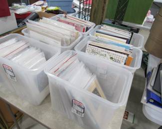 Many, many unused patterns from quilting stores all over the country. Beginner to advanced.