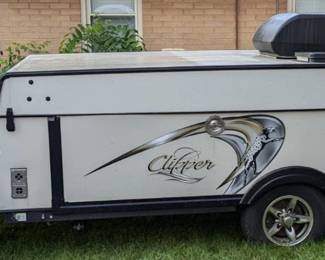 2017 COACHMAN CLIPPER: pop up camper, loaded, barely used