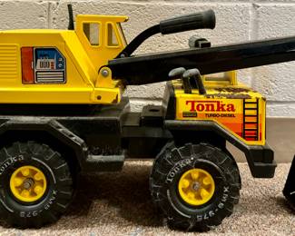 Vintage Tonka Excavator