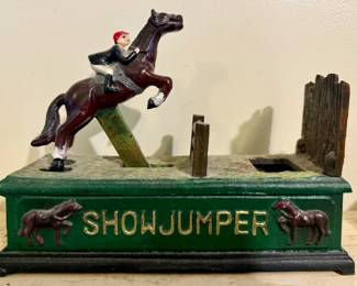 Vintage Showjumper Bank