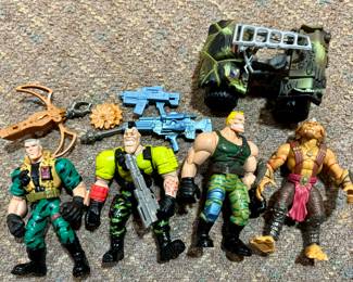 Vintage Small Soldiers Figurines