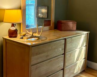 Dresser & Mirror