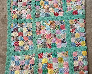 Vintage Yo-Yo Quilt