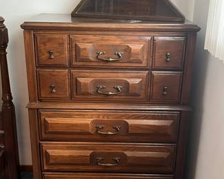 matching chest of drawers