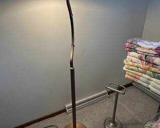 Floor lamp