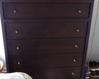 For prices & more info,&nbsp;copy & paste link below:&nbsp;

https://beforeudemo.com/sales-event/naperville-brick-cape-cod-style-home-demolition-sale/