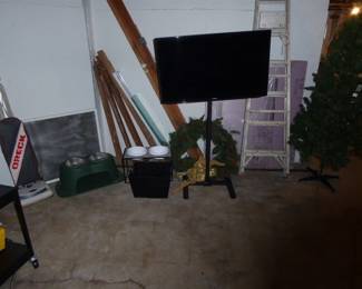 For prices & more info,&nbsp;copy & paste link below:&nbsp;

https://beforeudemo.com/sales-event/naperville-brick-cape-cod-style-home-demolition-sale/