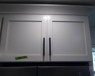 For prices & more info,&nbsp;copy & paste link below:&nbsp;

https://beforeudemo.com/sales-event/naperville-brick-cape-cod-style-home-demolition-sale/