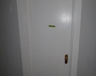 For prices & more info,&nbsp;copy & paste link below:&nbsp;

https://beforeudemo.com/sales-event/naperville-brick-cape-cod-style-home-demolition-sale/