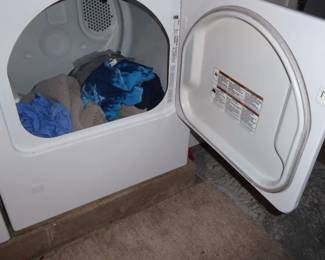 For prices & more info,&nbsp;copy & paste link below:&nbsp;

https://beforeudemo.com/sales-event/naperville-brick-cape-cod-style-home-demolition-sale/