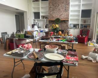 Japanese china, baskets, holiday