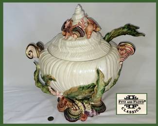 Fitz and Floyd Large Oceana Tureen with Ladle 