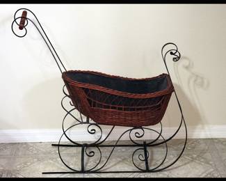 Wicker Sleigh 