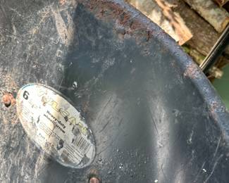 992b Wheel Barrow detail