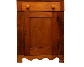 932 Pennsylvania Dutch Side Table 125.00