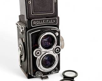 ROLLEIFLEX CAMERA