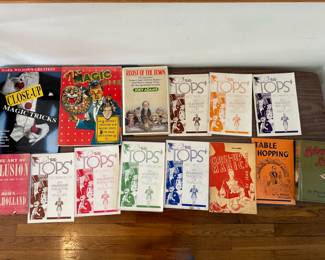 MAGIC BOOKS & TRICKS