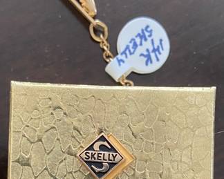 HTF 14k kt Gold Old SKELLY Gas Oil Pin Advertising 