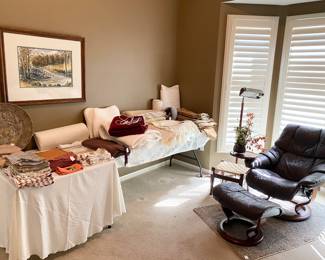 EKORNES STRESSLESS LEATHER RECLINER LOUNGE CHAIR & OTTOMAN DANISH MODERN NORWAY MCM Vintage Floor Lamp Mid Century Modern 