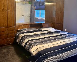 Drexel Heritage King Size Bed with Storage Unit