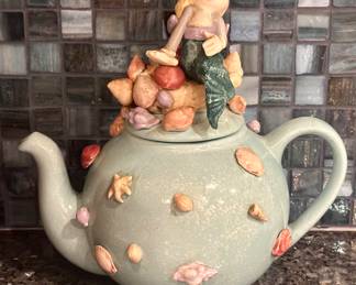 Bugs Bunny Mermaid Teapot Signed Laraine Eggleston 269/300