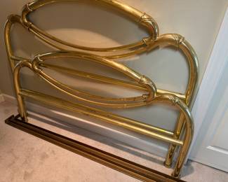 Queen size brass bed