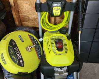 Ryobi pressure washer with 15" surface cleaner
