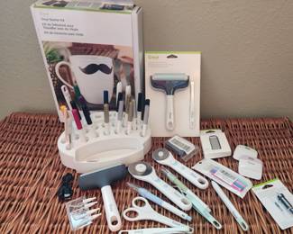  Cricut accessories