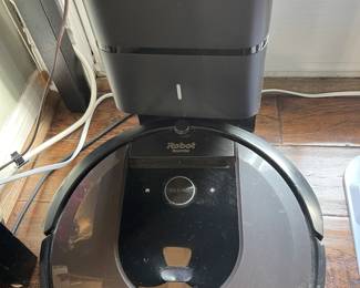 iRobot Roomba Vacuum
