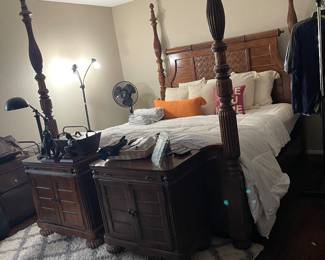 King size 4-poster bed with headboard, footboard, mattress and box spring    2 nightstands, area rug and more  