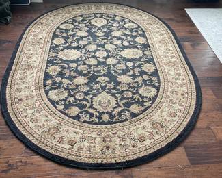 Oval area rug
