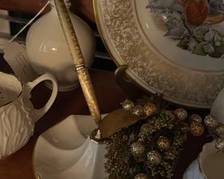 GORGEOUS LENOX PEN WITH 14kt